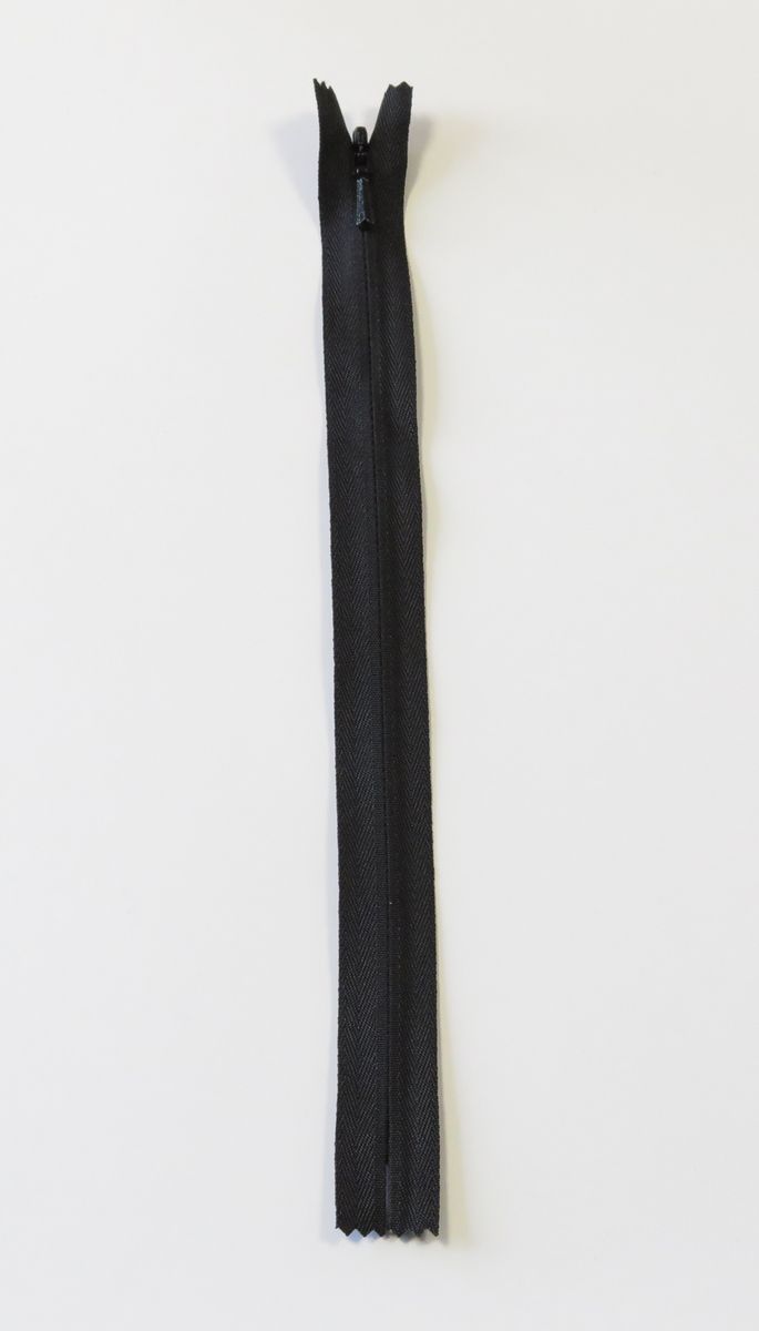 YKK 4MM USYNLIG, FAST F. SORT 23 CM