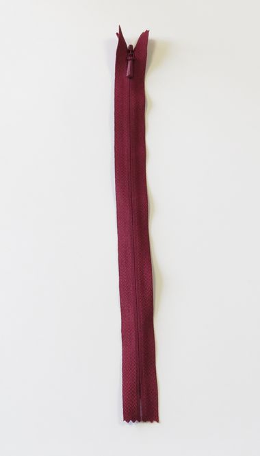 Hovedbilde Burgunder - 4mm Usynlig fast glidelås 45cm