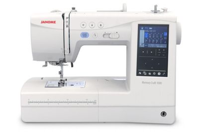 DEMO Janome Memory Craft 1000 Silky White sy og broderimaskin