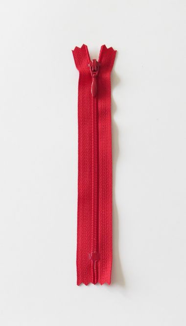 Hovedbilde YKK 4MM SPIRAL, FAST F. RØD 4421-35-0519