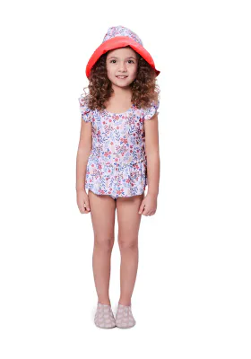 9193 - Burda - badedrakt & hatt